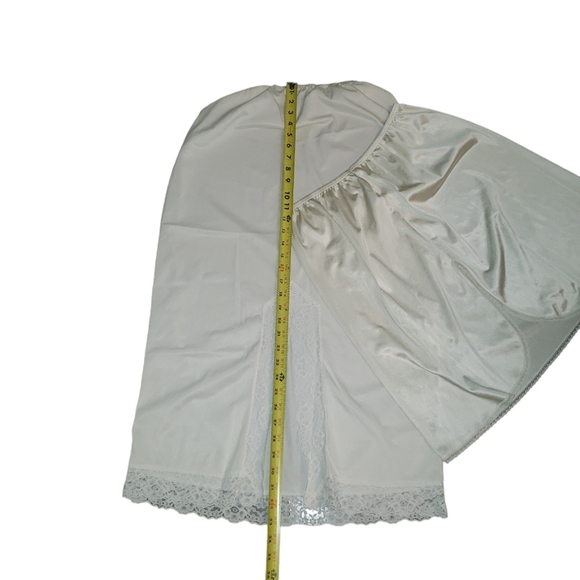 2 Vintage slips one mini one maxi - Picture 5 of 5